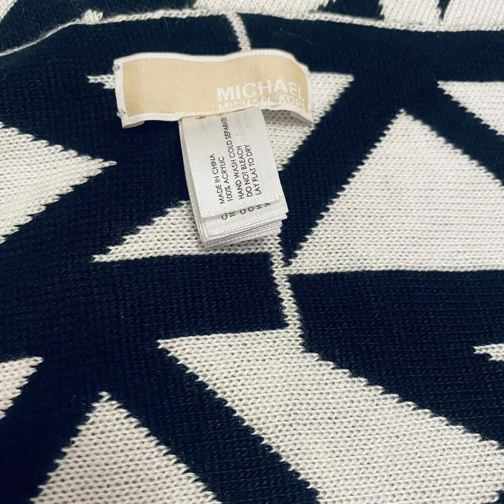 Michael Kors Black White Signature Monogramed MK Classic Knit Scarf - Picture 6 of 6